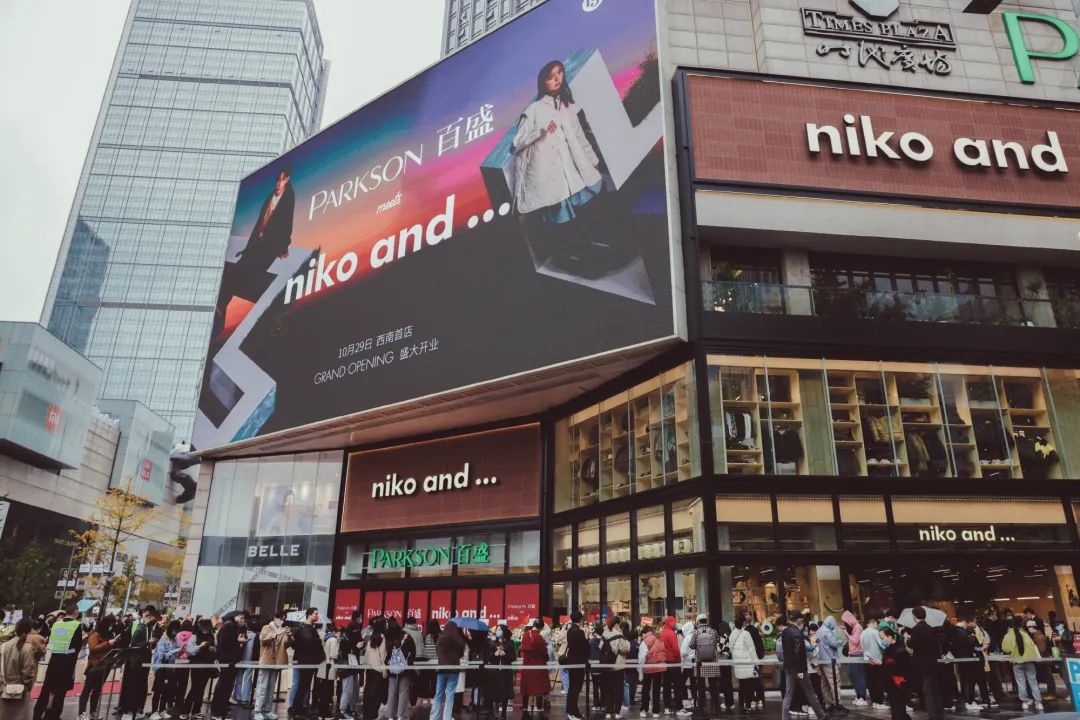 DOTA2比赛：深渊联赛中国区：RNG无情2：0碾压SAG